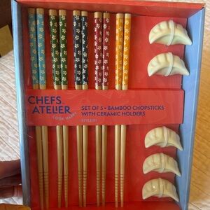 Bamboo Chopsticks Set of 5 with Ceramic dumpling rests/Holders - Multicolor.